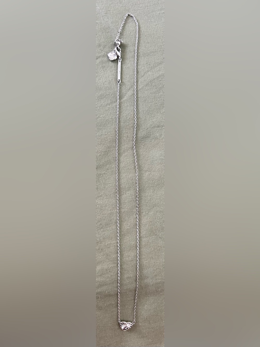 Kendra Scott  Heart Pendant Necklace - Silver